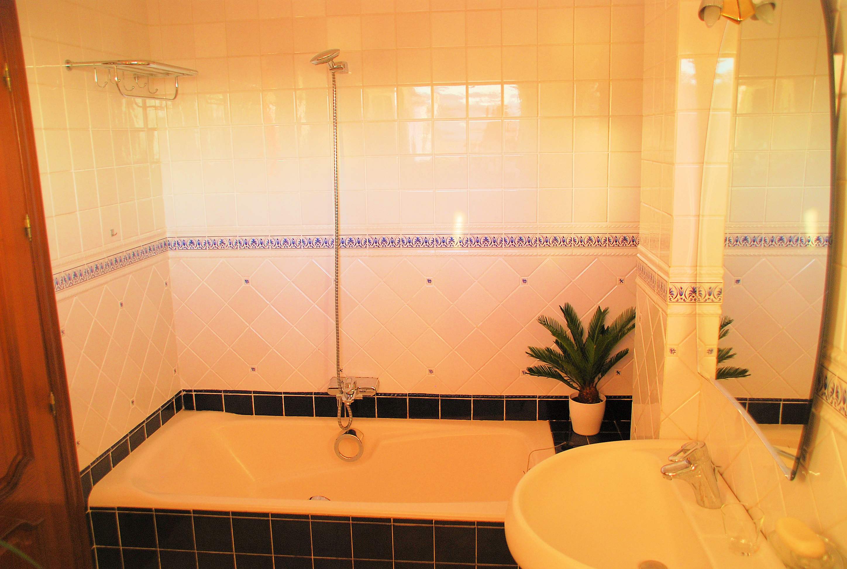 Villa for rent in Rincón de la Victoria